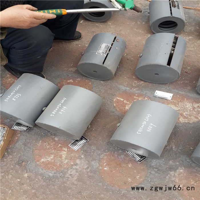 横担弹簧用支吊架 双拉杆弹簧吊架DN200 厂家多年生产图2