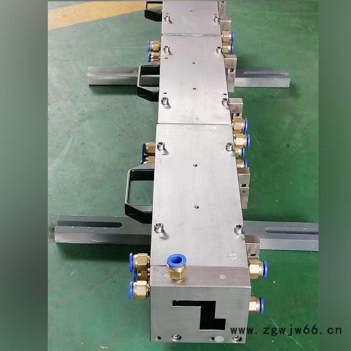 彬喜模具 PVC发泡挤出模具 pvc异型材模具  ABS挤出模具 挤出模具 五金模具、模具树脂图5