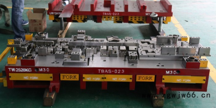 五金模具那家好，首先东莞市蚂蚁模具图5