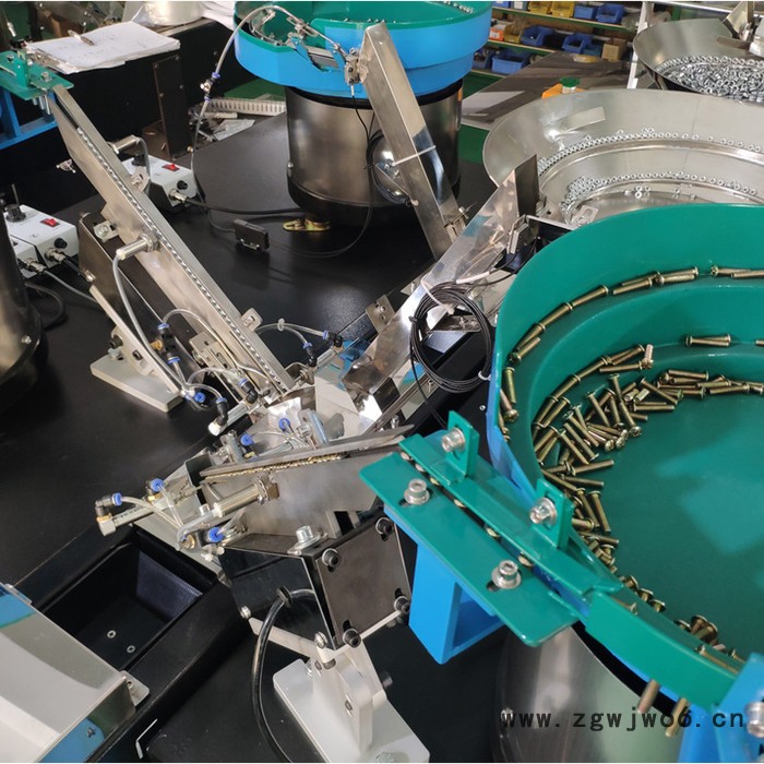 链斗式自动包装机 玩具配件包装机 紧固件包装机 锁具配件包装机 HD-955L 螺丝包装机图4