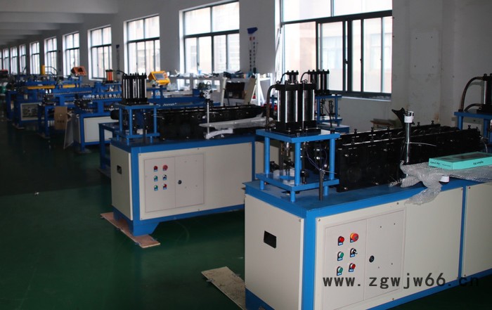 众禾  五金模具  钢带成型机、打扣机、木箱包装箱打扣、木箱钢带成型图5