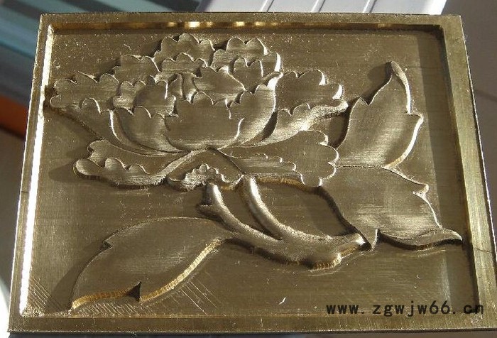 金属雕刻机 数控CNC金属模具雕刻机   金属雕刻机厂家 五轴数控图3