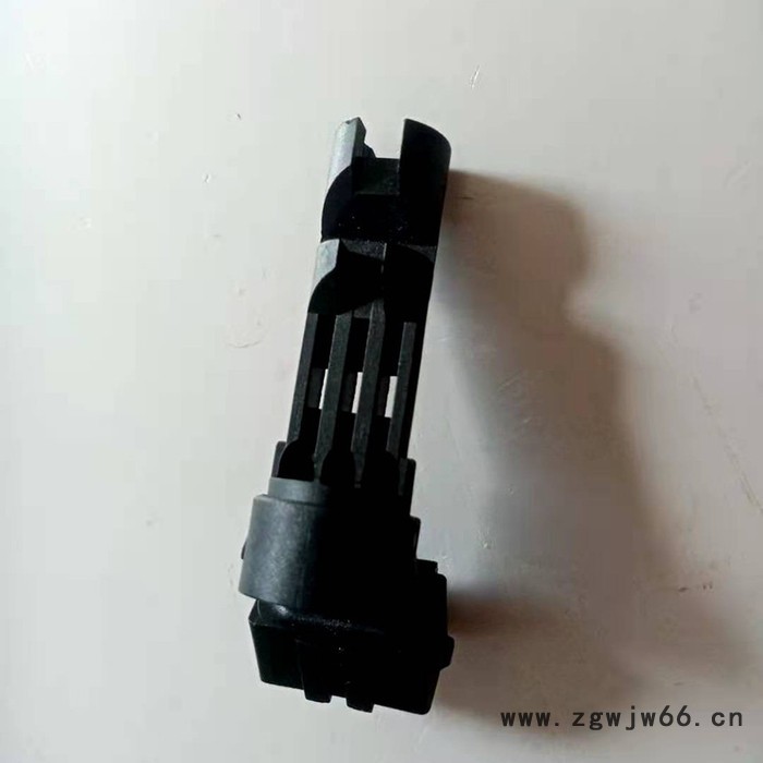 医疗呼吸器接头 医疗配件模具 呼吸器接头模具 五金模具  模具制作图6