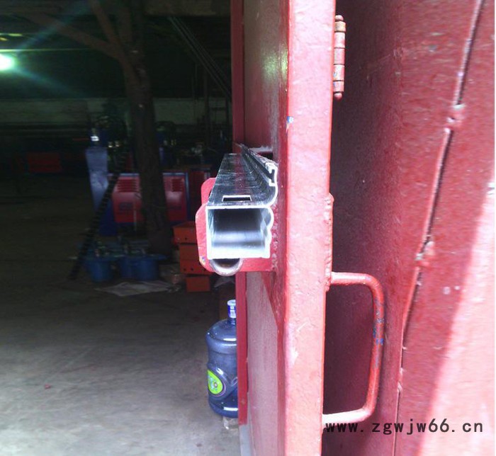 专业五金模具制造液压模管材冲孔加工冲孔模五金冲压加工