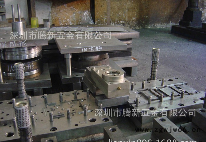 冲压模，冲压模具 IT模具 五金模具，精密冲压模