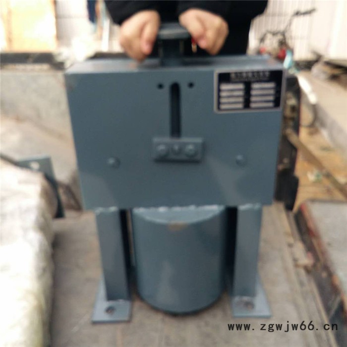 齐鑫6A 平卧双拉杆连接恒力弹簧组件 平卧单吊板连接恒力弹簧组件 弹簧支吊架 弹簧支吊架图片 弹簧支吊架厂家质量保证图2