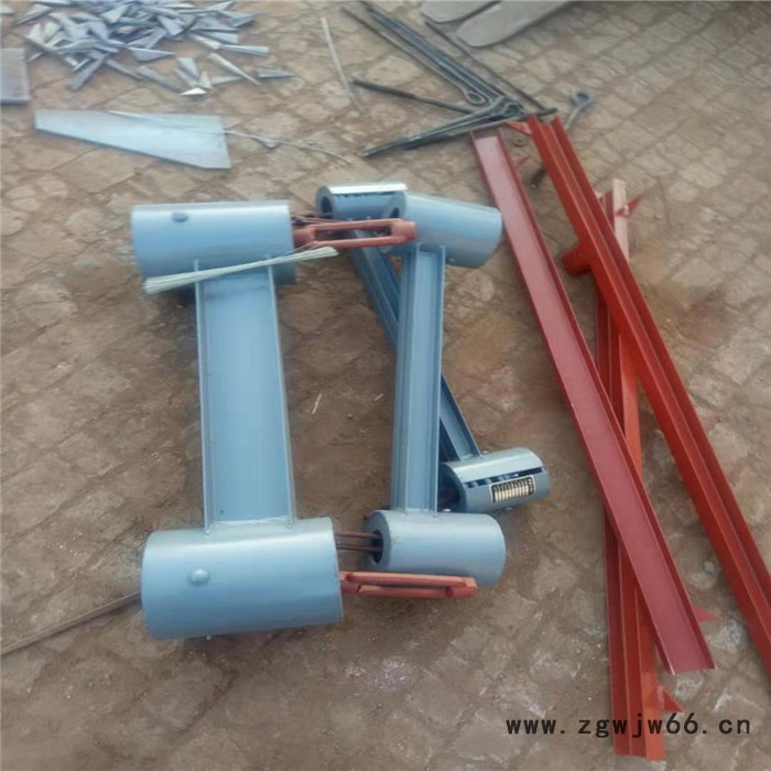 齐鑫厂家可异形图纸订制加工 双U形A型弹簧吊架C5-1弯管单U形A型弹簧吊架图4