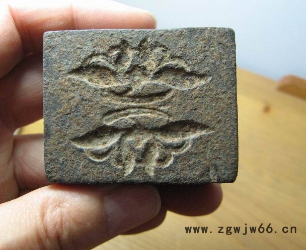 6090模具雕刻机 标牌制作雕刻机 铜章雕刻机 金属模具雕刻机图2