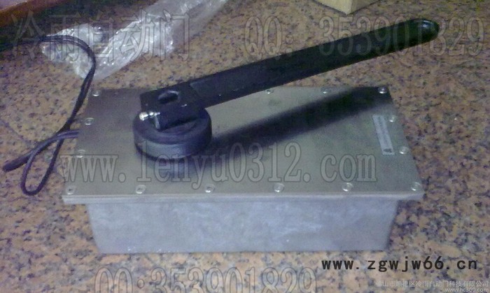 佛山电动地弹簧生产 地埋式平开门电机安装部 遥控平开自动门图3