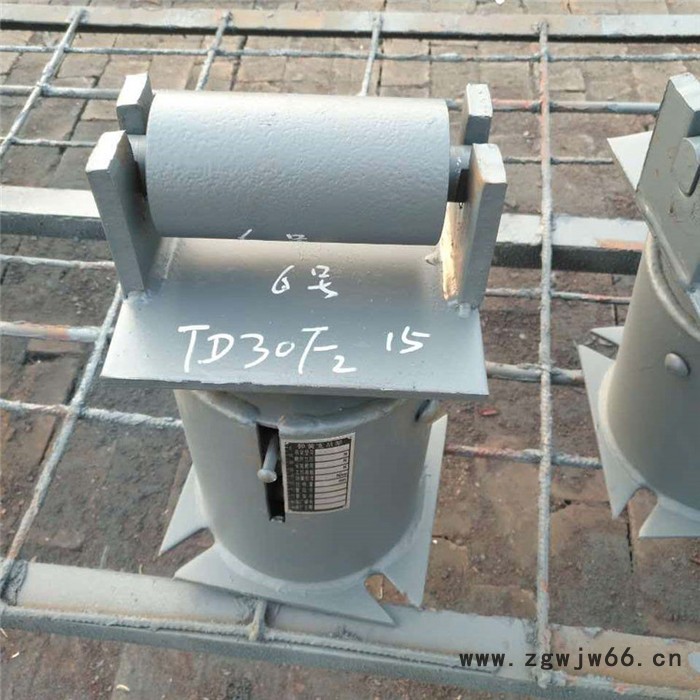 厂家供应 C型可变弹簧支吊架 DN200-500库存充足图5