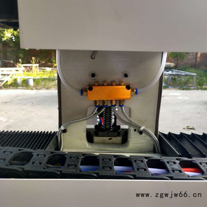 锐刻9060移动台面金属模具机 高精度工艺品 铜板 铝板亚克力雕刻机图4