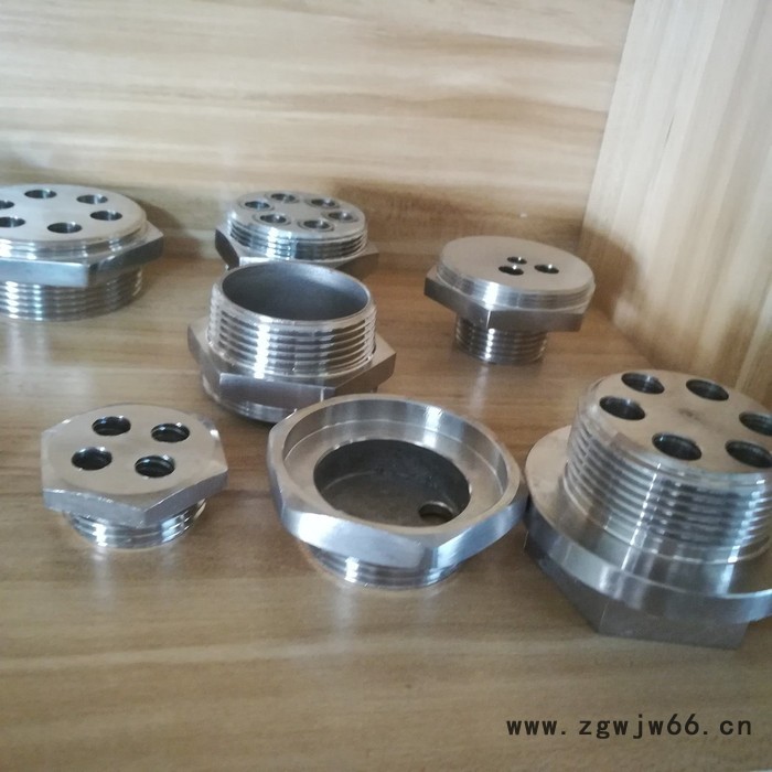 晨达供应不锈钢紧固件非标定做连体紧固件图4