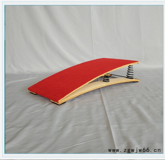 龙泰LT55助跳板 弹簧体操跳板 S型起跳板 儿童武术弹簧助跳板图5