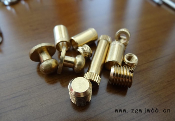 专业生产和加工规格的螺丝，螺栓，机械紧固件，车床件图2