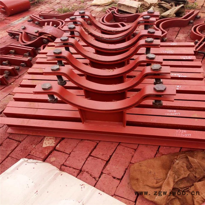 D13横担弹簧用焊接管座 D14横担弹簧用管夹管座图2