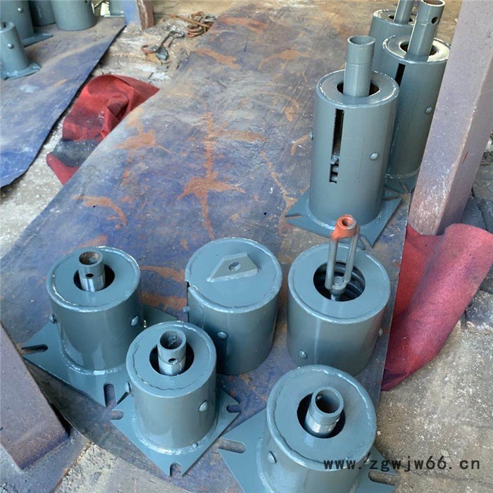 化工保冷管道C型弹簧吊架C8 HG/T21629-1999标准尺寸生产图2