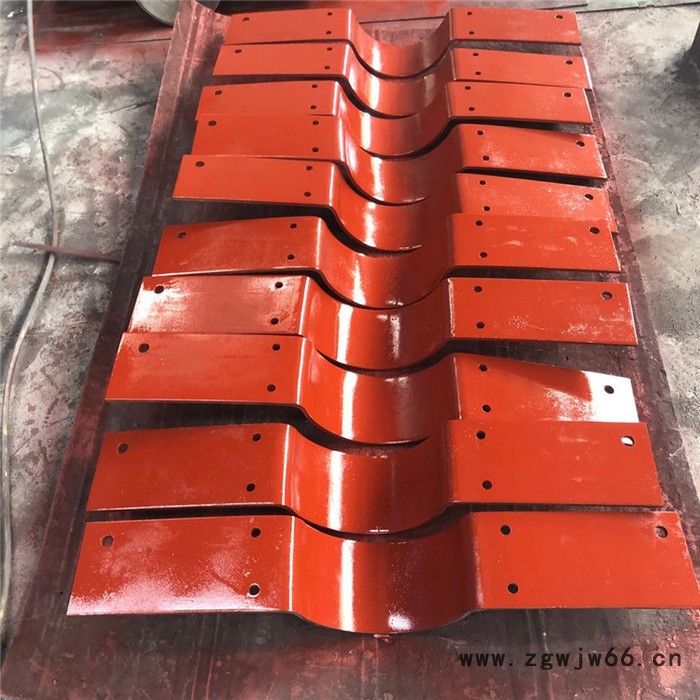 齐鑫105立管管夹  管夹 弹簧支吊架厂家图3