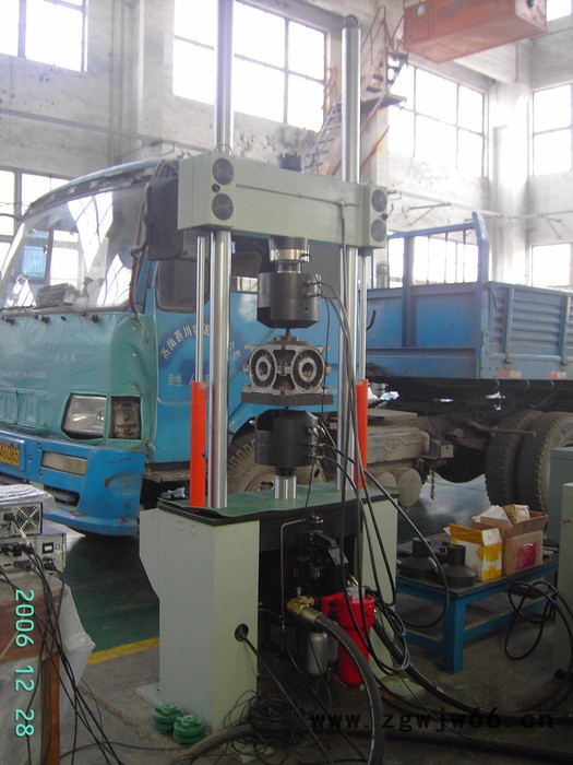 山东鲲鹏 疲劳试验机 机车弹簧疲劳试验机 电液伺服弹簧试验机 专业制造二十年图3