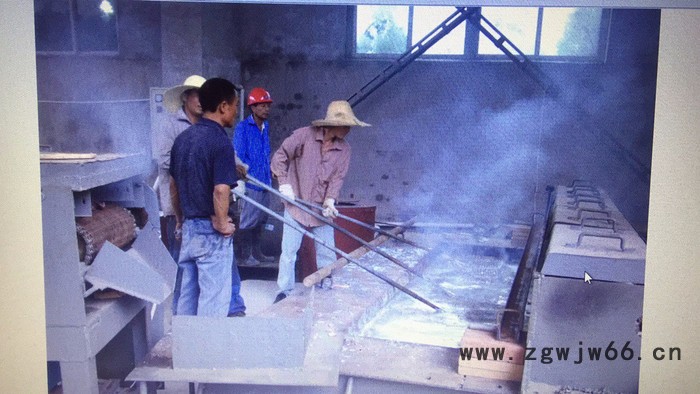 天津润德科技 小件镀锌设备热镀锌设备热镀锌生产线化锌锅图2