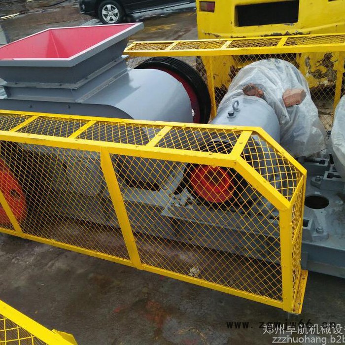 弹簧对锟破碎机 高效弹簧对锟破碎机 专业弹簧对锟破碎机图2