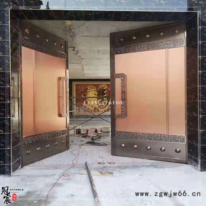 不锈钢地弹簧玻璃门 厂家定制黑钛金商铺、酒店不锈钢地弹簧大门图5