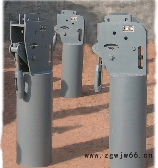 鹏萱管道齐全  化工支吊架  电厂支吊架    弹簧支吊架图3