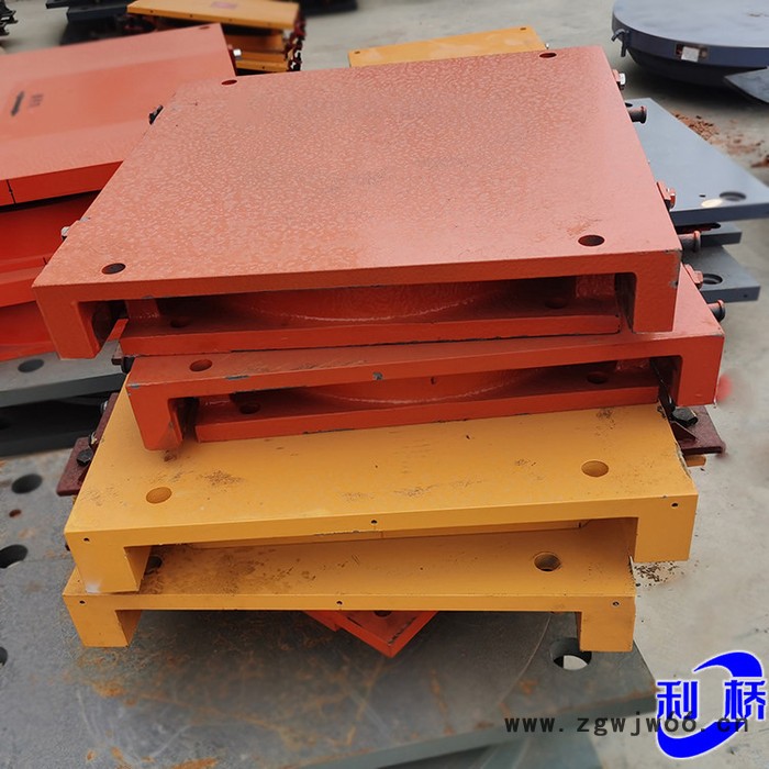 抗震钢支座 减震弹簧板钢支座 钢结构球铰支座 利桥图5