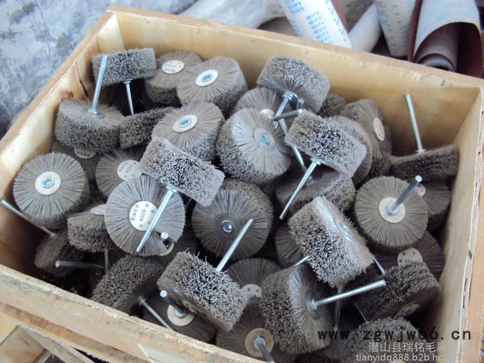 钢丝刷辊，钢丝刷，弹簧刷，缠绕刷辊，毛刷热卖图5