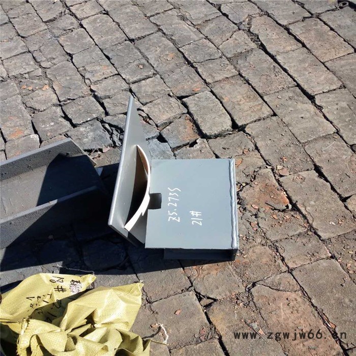 生产制造Z13循环水托座，齐鑫弹簧支吊架，供货价格优势明显图3