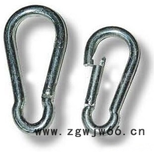 供应弹簧扣保险扣安全扣铁登山扣户外多功能登山扣挂钩快挂D型铝合金钥匙扣背包水瓶挂扣男安全扣图2