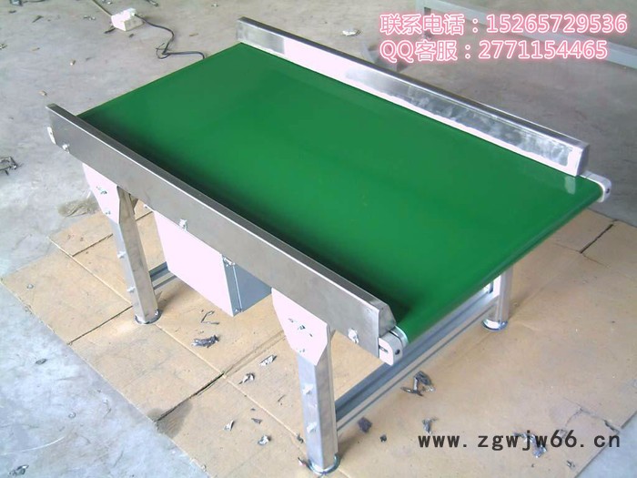 加料仓输送机    带弹簧清扫器输送机      平板输送机图3