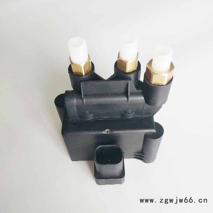 适配奔驰W251打气泵分配阀气囊包空气弹簧厂家质量保证空气悬架保压阀 W251分配阀图5