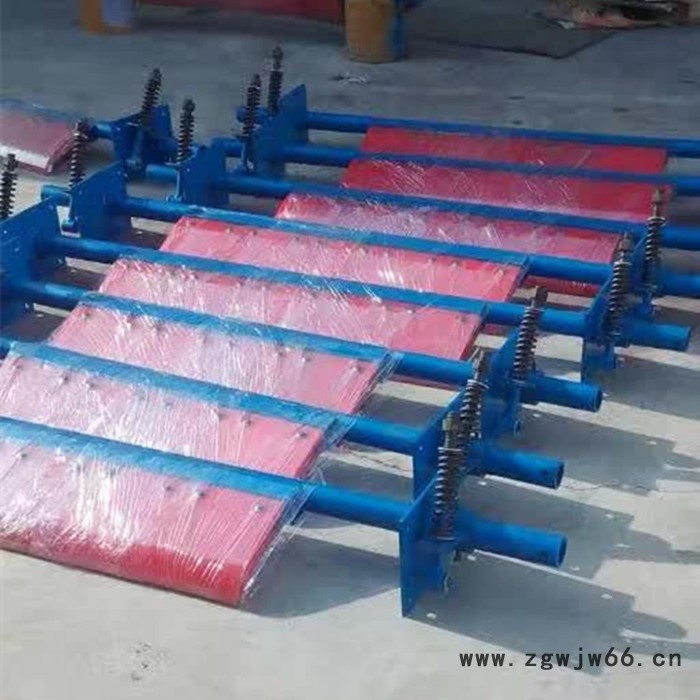 聚氨酯清扫器 皮带机聚氨酯清扫器 带弹簧聚氨酯清扫器图3