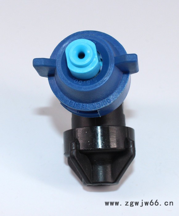 赞臣180 牛场降温喷头养殖场降温喷头设施大棚喷头图5