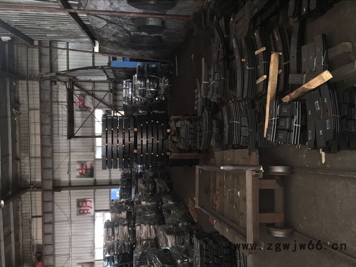 南昌小力解放J6前钢板弹簧总成90*18