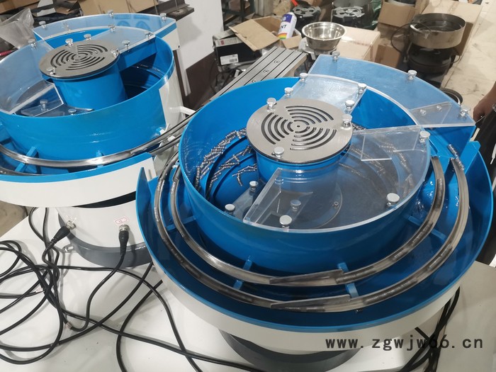 科必胜双盘四轨弹簧振动盘 五金振动盘 自动包装机图8