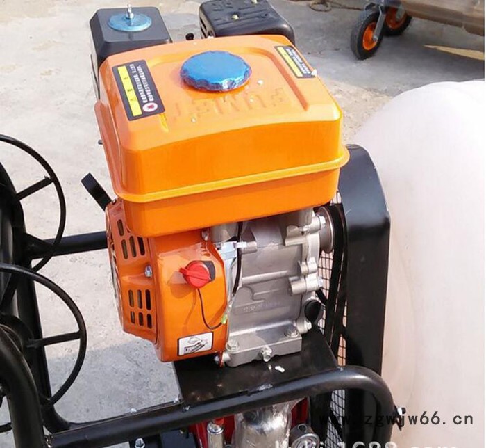 高度自动化打药机 高低压喷头打药车 消毒喷雾机图2