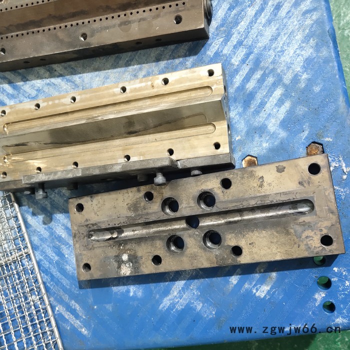 昌源CY-2002D熔喷布模具清洗剂 熔喷布模具喷头清洗剂 熔喷布喷丝板清洗剂 超声波熔喷布模具喷头清洗剂  模具清洗剂