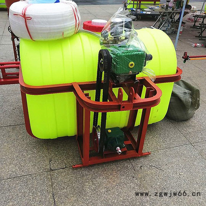 佳鑫机械 大面积农田专用高压打药机 多喷头麦田打药机 高喷杆多喷头农田杀虫机图5