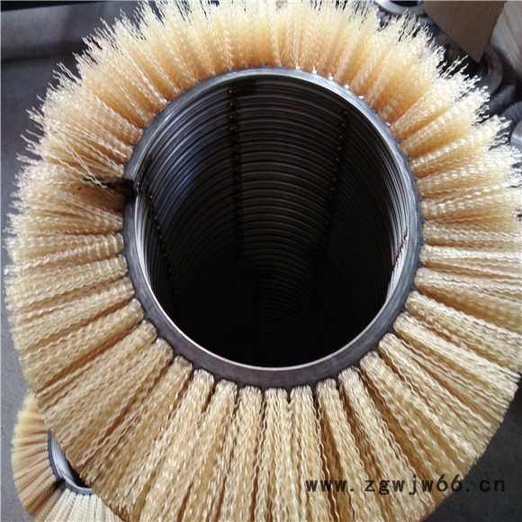 钢带酸洗尼龙刷辊磨料丝弹簧刷辊波纹丝酸洗线钢带缠绕滚刷双钢带缠绕内焊接图4