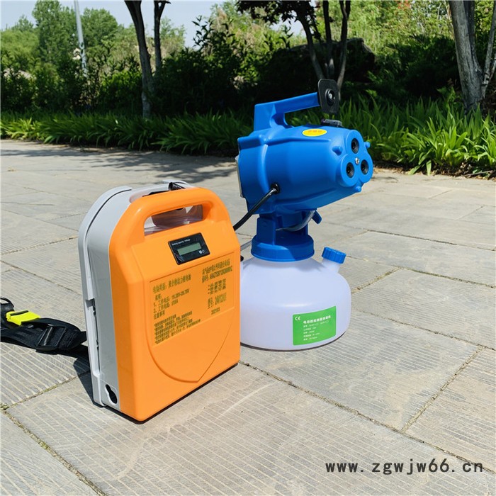 蓄电池消毒消杀喷雾器 三孔喷头小型消毒机 室内外消杀喷雾器图4