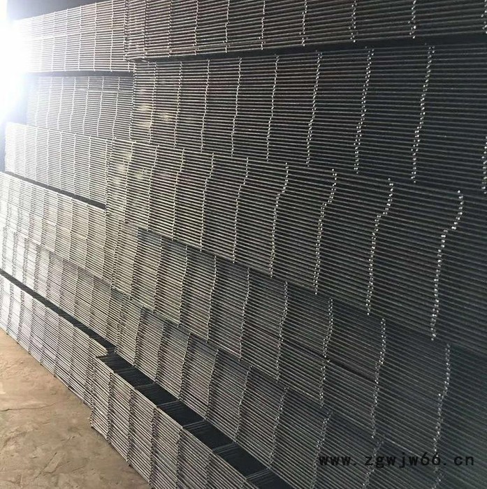厂家现货批发钢筋网片 弹簧钢筋网片 绑扎钢筋网片 脚踏钢筋网片 碰焊钢筋网片专业生产各种规格图3