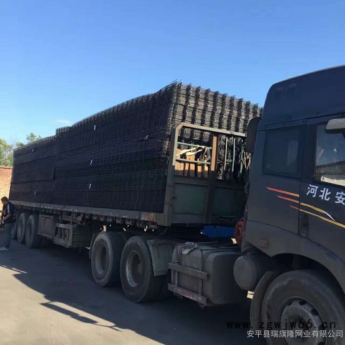 厂家现货批发钢筋网片 弹簧钢筋网片 绑扎钢筋网片 脚踏钢筋网片 碰焊钢筋网片专业生产各种规格图2