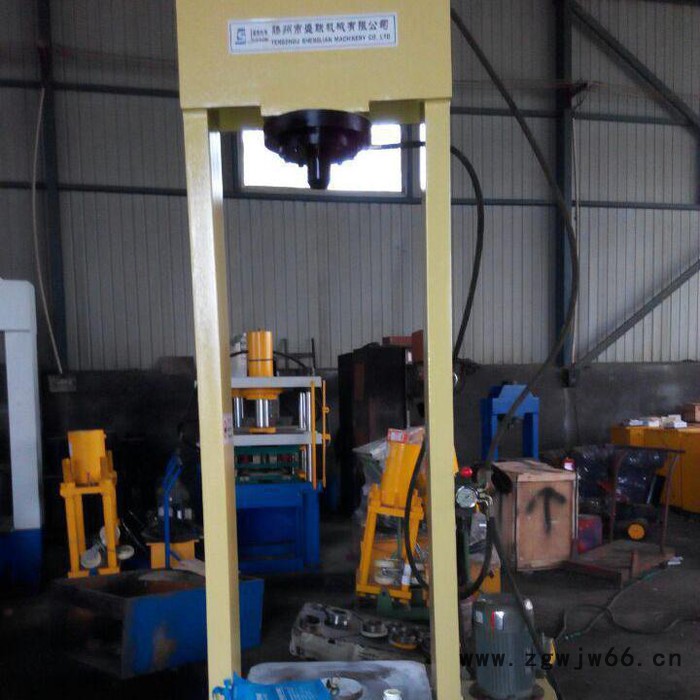 供应滕州盛丰压装弹簧油缸龙门液压机，开口1600MM行程500MM压挖机弹簧油缸