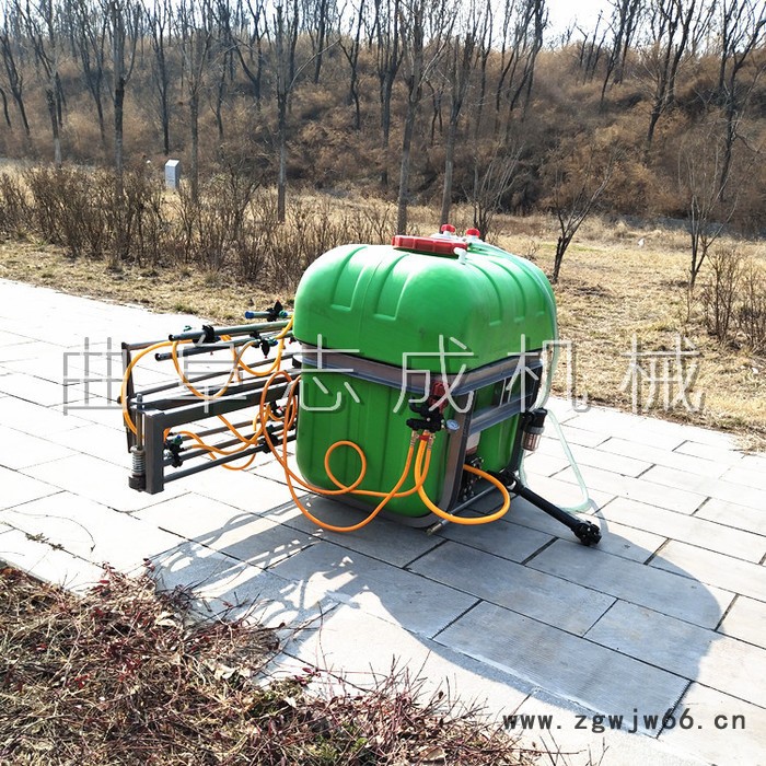 加厚塑料桶农田打药机 路面喷洒消毒喷雾器 多喷头喷杆喷雾器图2