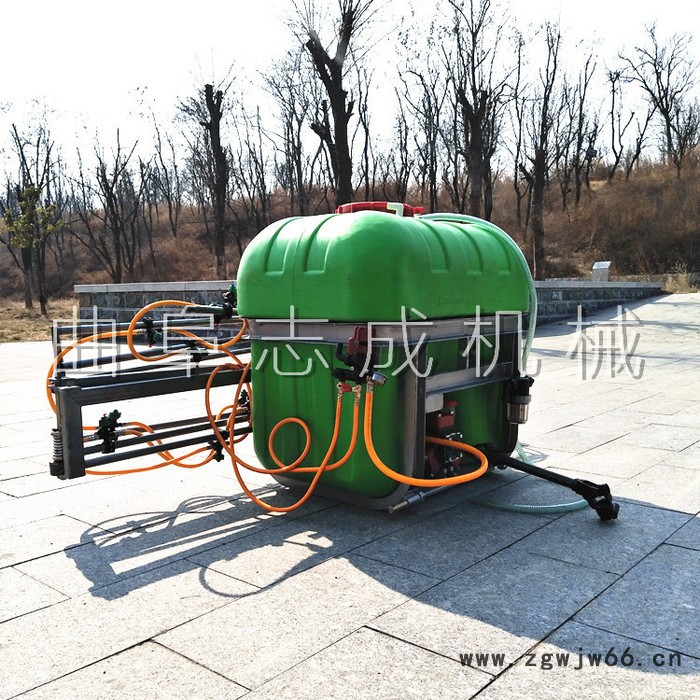 加厚塑料桶农田打药机 路面喷洒消毒喷雾器 多喷头喷杆喷雾器图8