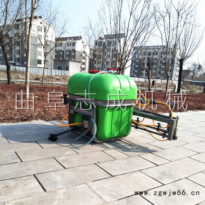 加厚塑料桶农田打药机 路面喷洒消毒喷雾器 多喷头喷杆喷雾器图3