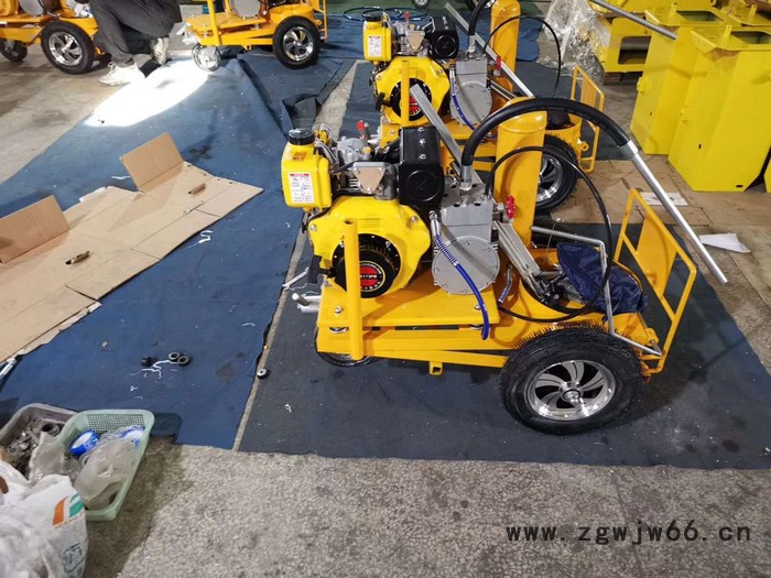 供应手推式冷喷式划线机 环氧地坪专用划线车 喷头可调节大小标线机图4