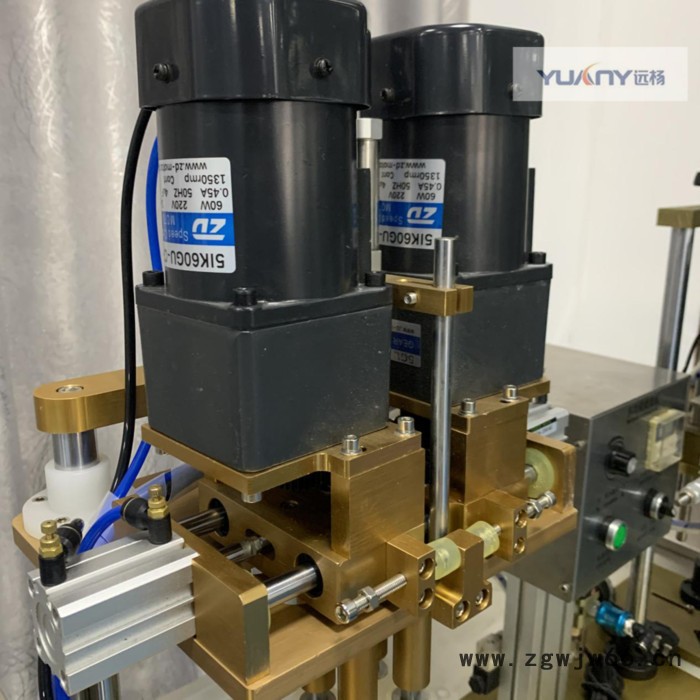 远杨机械 拧盖机 鸭嘴盖旋盖机 半自动喷头盖锁盖机图4