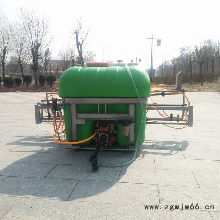 多喷头喷杆打药机 牵引式悬挂打药机 牧场草坪喷洒喷药机图3